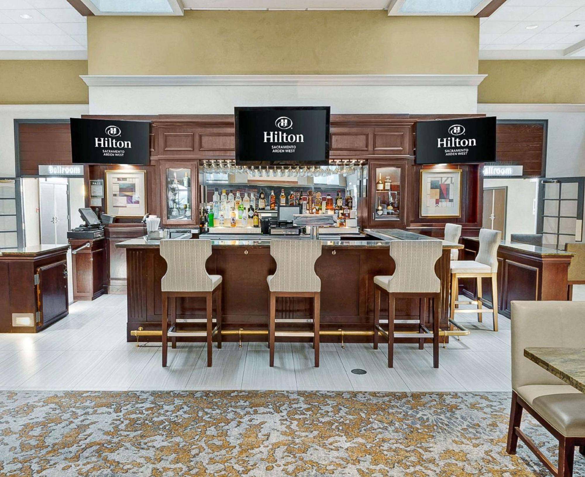 Hilton Arden West